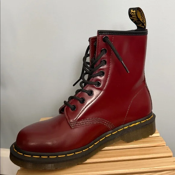 Dr. Martens Cherry Red Smooth Leather 1460 Boot Size US L 7 US M 6 - Picture 5 of 16